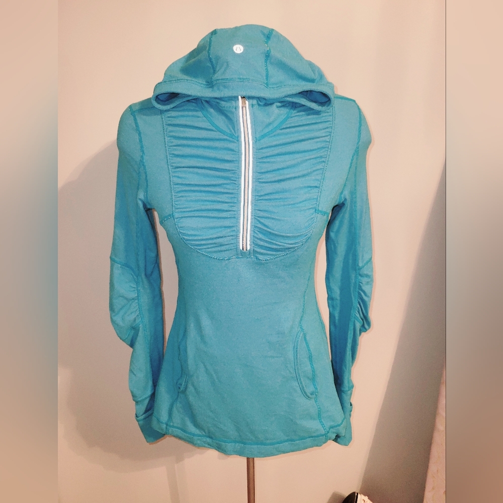 Lululemon Run Microstrip Pullover Size 8